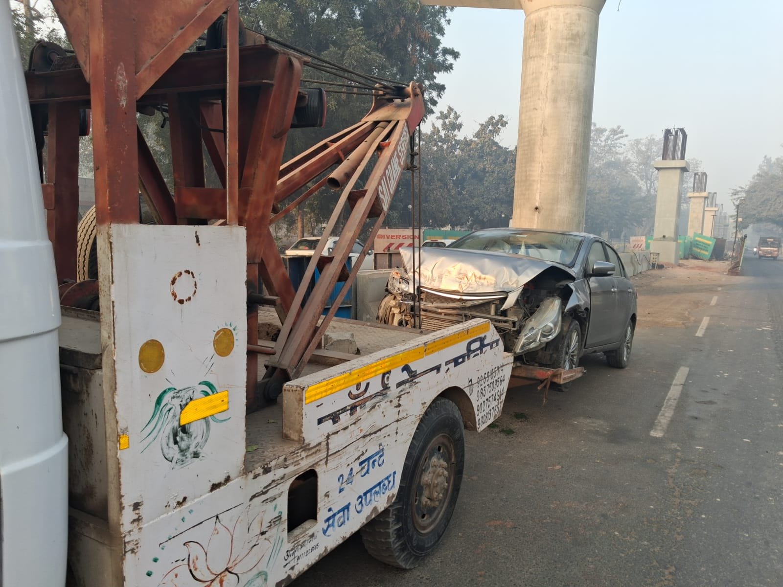Sai Crane Service Agra - towing and crane work