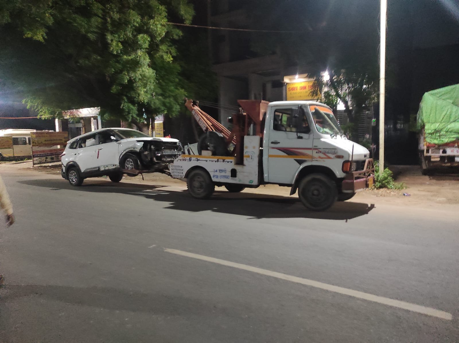 Sai Crane Service Agra - towing and crane work