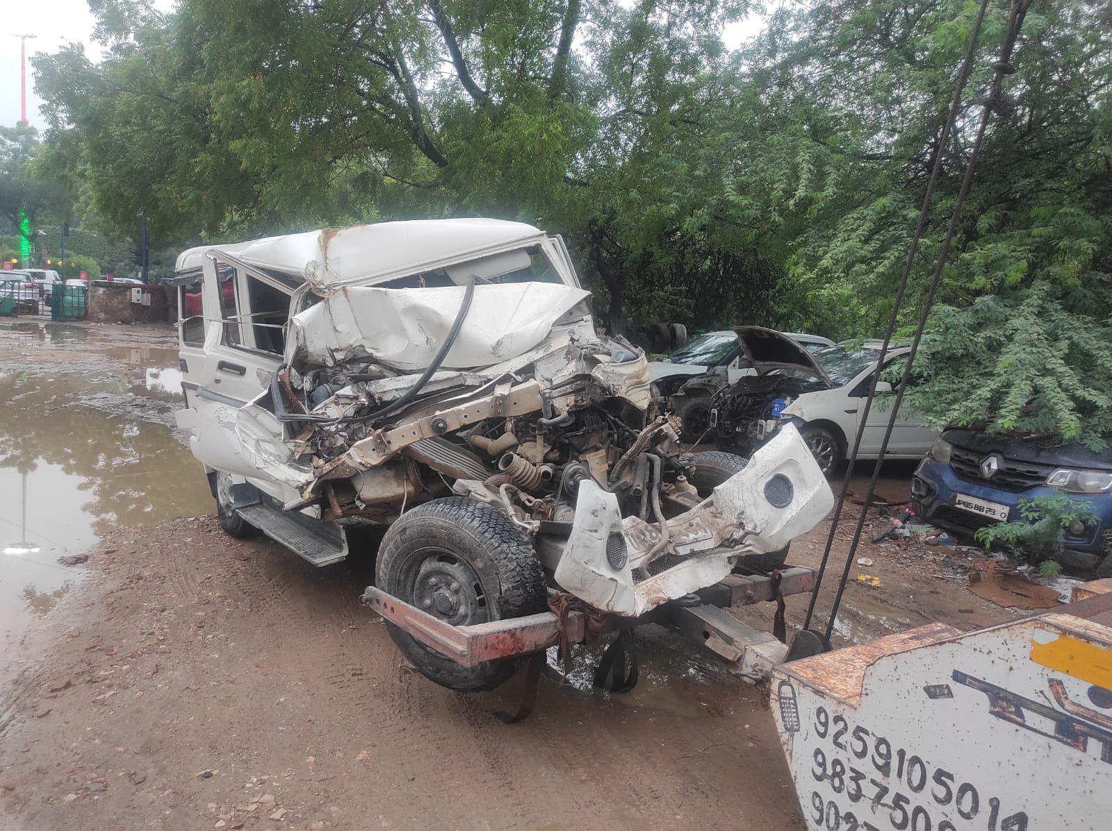 Sai Crane Service Agra - towing and crane work